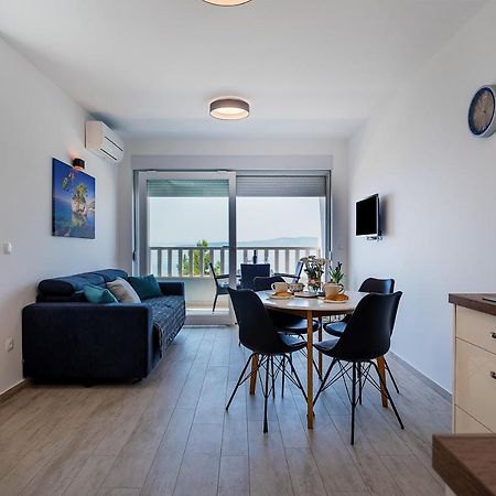 Apartmani Irena&Miro Brela Zewnętrze zdjęcie