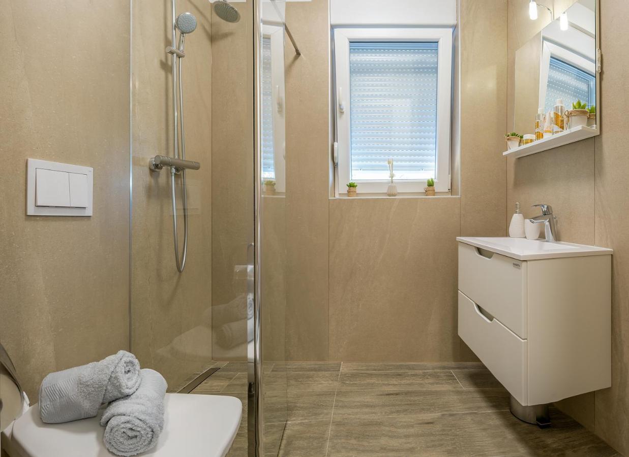 Apartmani Irena&Miro Brela Zewnętrze zdjęcie